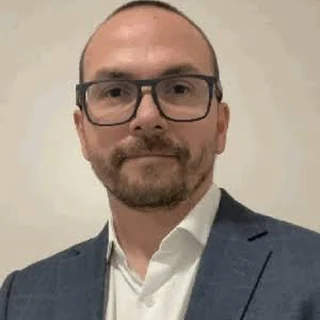 Dr. Néstor F. Ayala